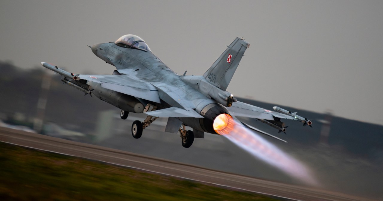 Rosja atakuje Ukrainę. Polska poderwała myśliwce, dwa lotniska były zamknięte