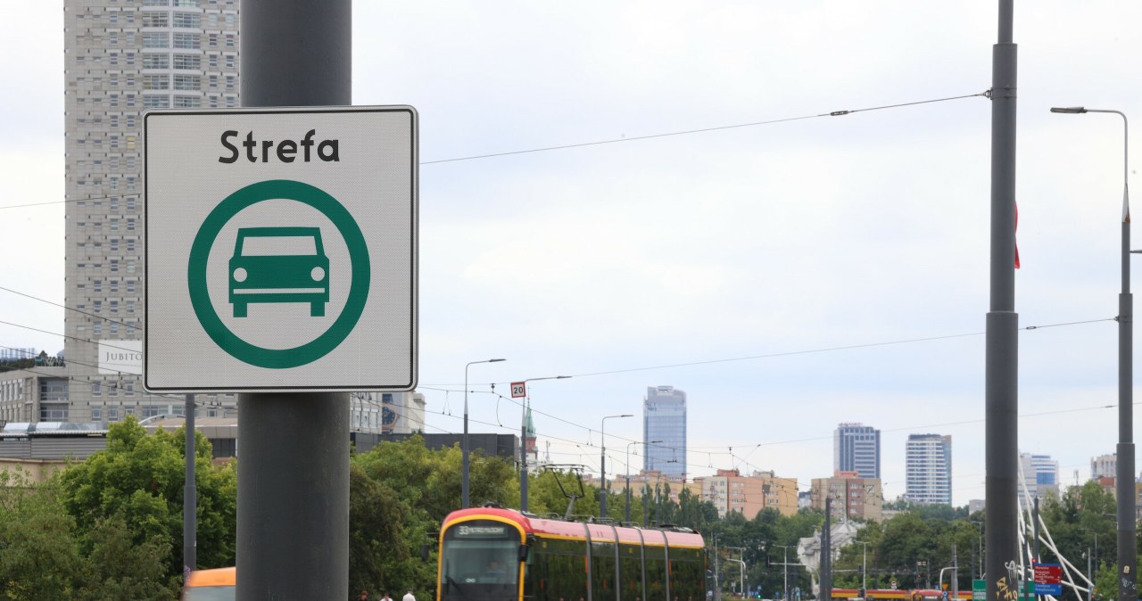 Od kwietnia zmiany w Strefie Czystego Transportu w Warszawie. Sprawdź szczegóły