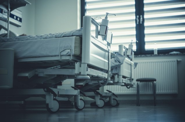Osierociła siedmioletnią córeczkę. Prokuratura mówi o „drastycznych” obrażeniach