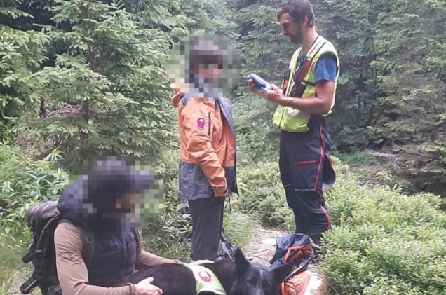 Burza zaskoczyła ojca i syna w Tatrach. 13-latek był wyczerpany, Słowacy ruszyli na pomoc