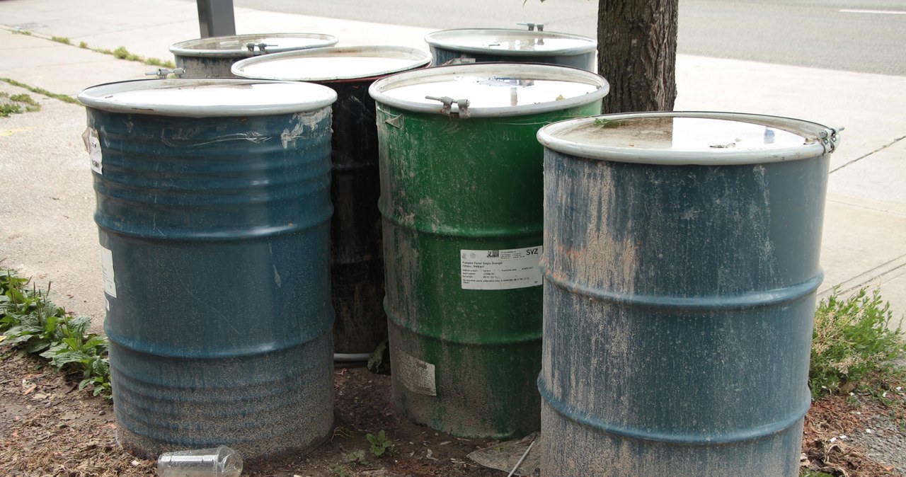 Tona chemikaliów w garażu. 29-letni Ukrainiec z zarzutami