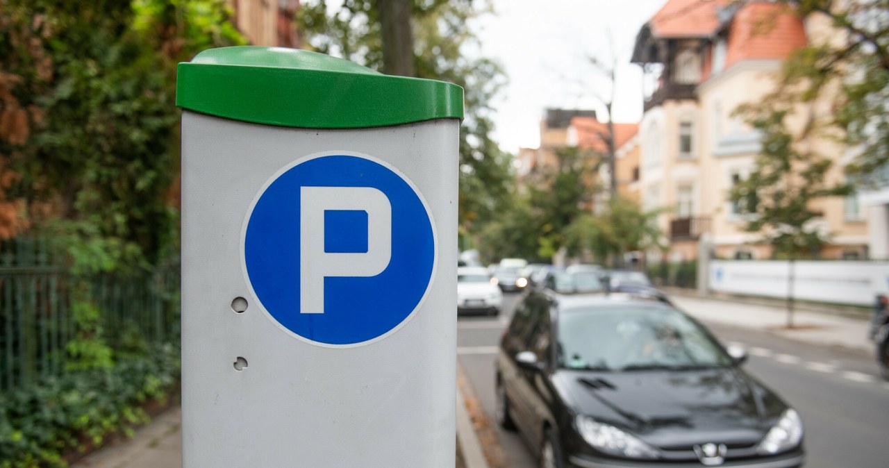 Poznań wprowadza nowe stawki za parkowanie i komunikację. Sprawdź, co się zmienia