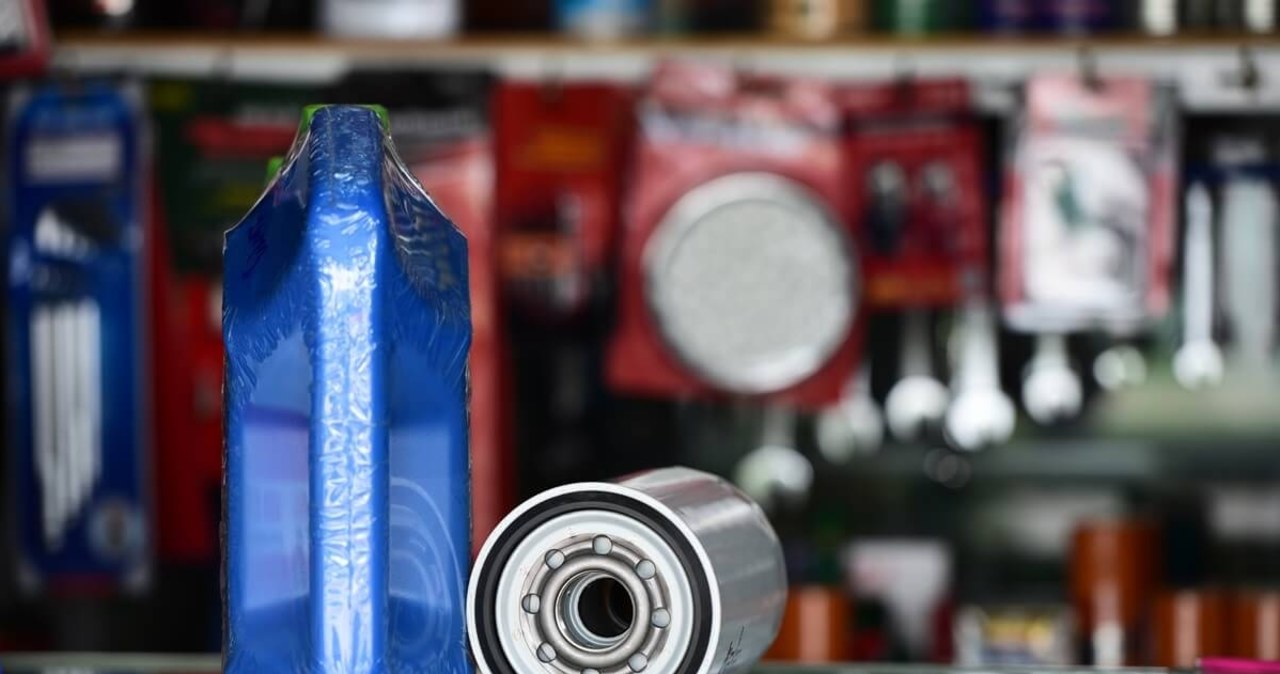 Części samochodowe w Krakowie. Gdzie kupić online i odebrać stacjonarnie?