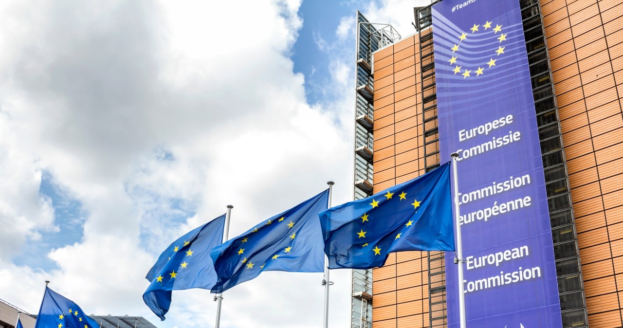 Komisja Europejska reaguje na decyzję Nawrockiego ws. SAFE