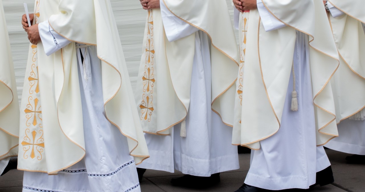 Diecezja sprzedaje byłą siedzibę. Miliony na odszkodowania