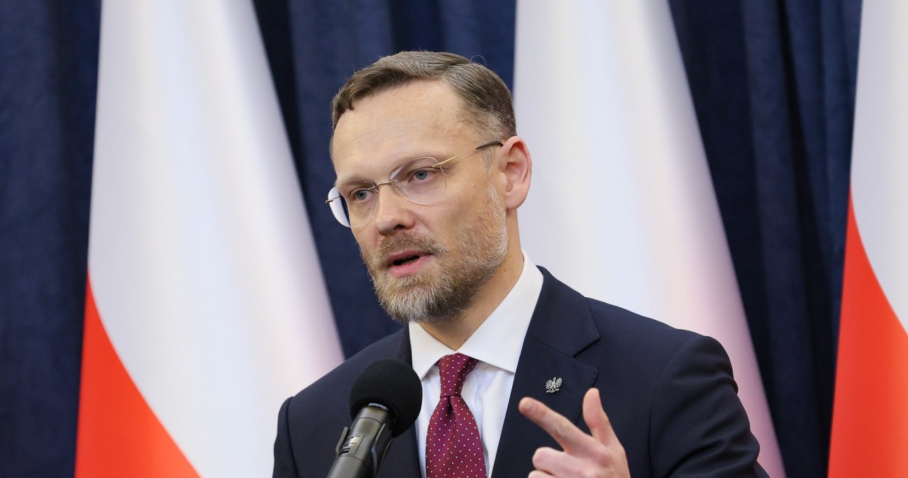 ​"Wyłącznie prezydent wyraża zgodę". Bogucki zwrócił się do Żurka