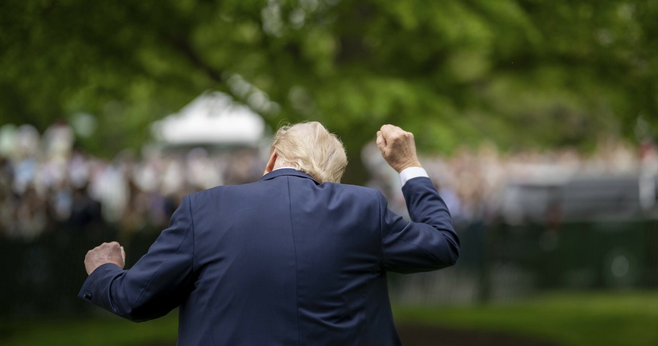 Trump pogratulował Amerykanom... prezydenta