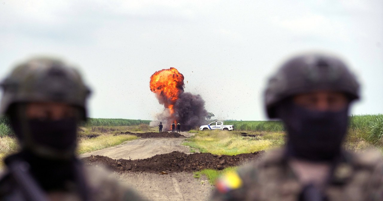 27 ciał zwęglonych na granicy. Wzrasta napięcie między państwami