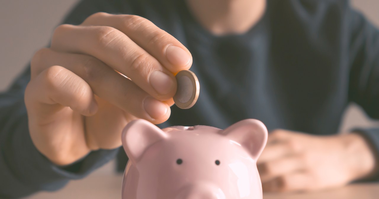 Szokujące dane. Połowie Polaków ledwo wystarcza do pierwszego