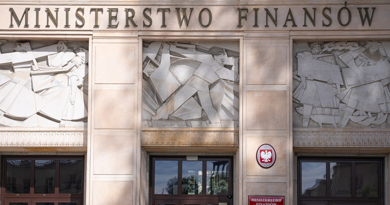 Każdy Polak zadłużony na ponad 50 tys. zł. Wydatki państwa biją rekordy