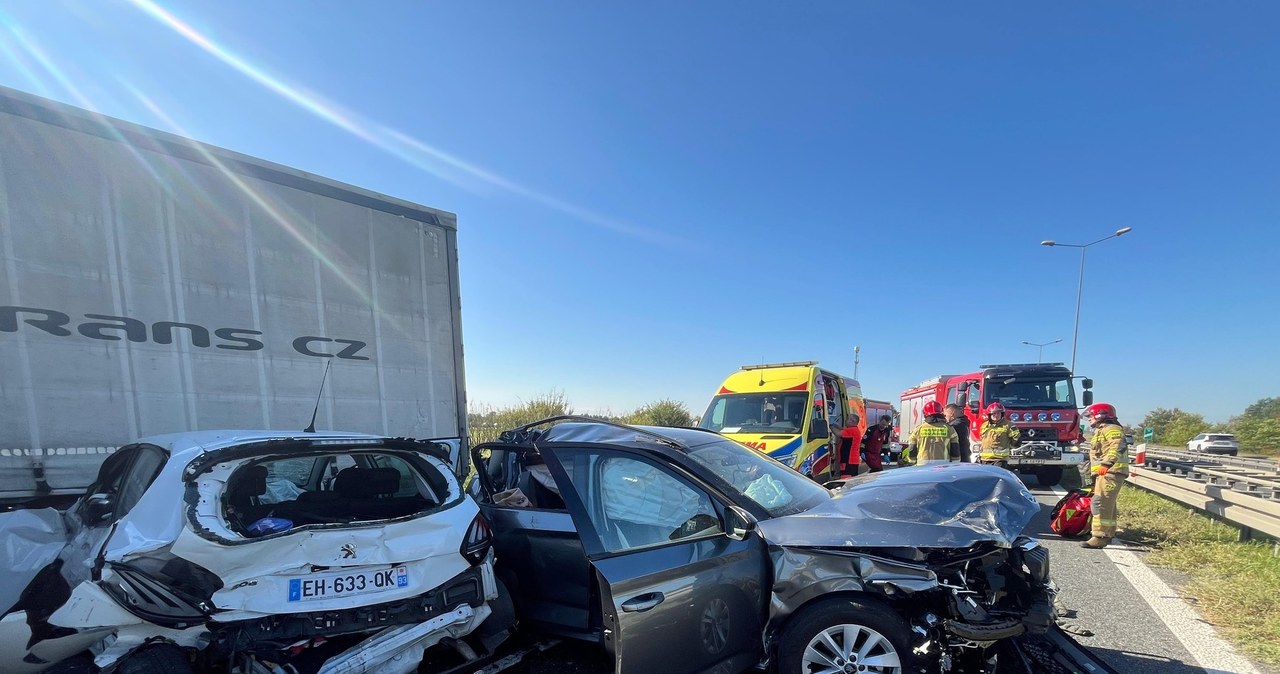 Spowodował karambol na S8. Kierowca ciężarówki trafił do aresztu