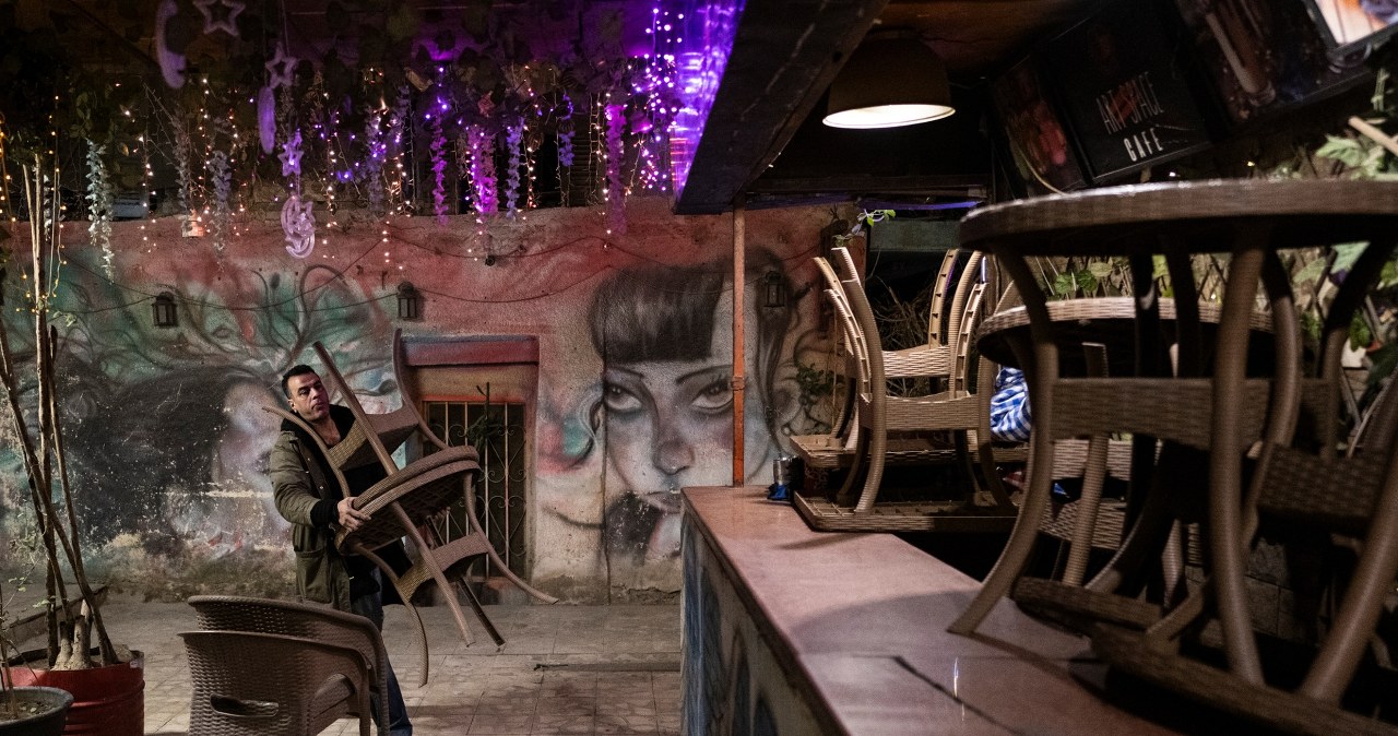 Restauracje i sklepy zamykane wcześniej. Kryzys energetyczny w Egipcie
