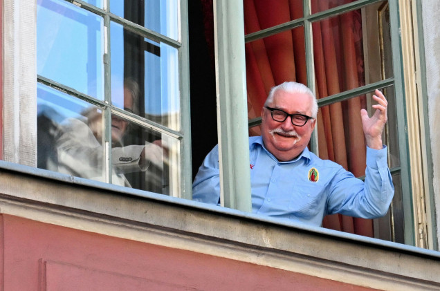 Prokuratura umorzyła śledztwo ws. Lecha Wałęsy. Chodzi o „teczki Kiszczaka”