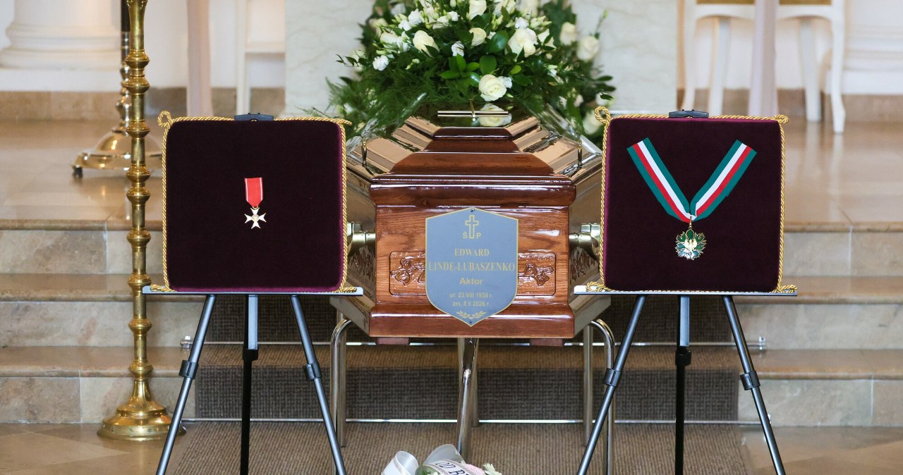 Pogrzeb Edwarda Linde-Lubaszenki. Rodzina i przyjaciele artyści pożegnali aktora