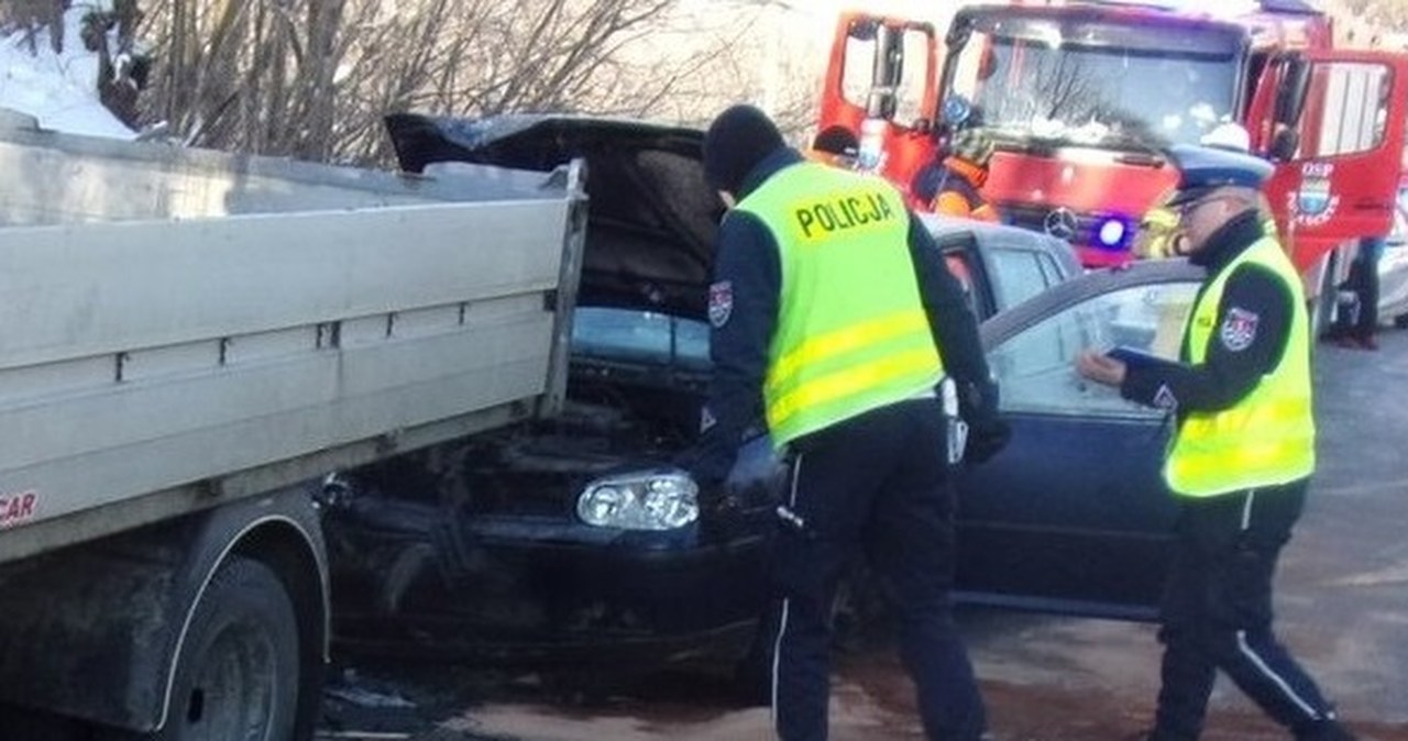 4-latek poważnie ranny w wypadku. Jego ojciec złamał sądowy zakaz