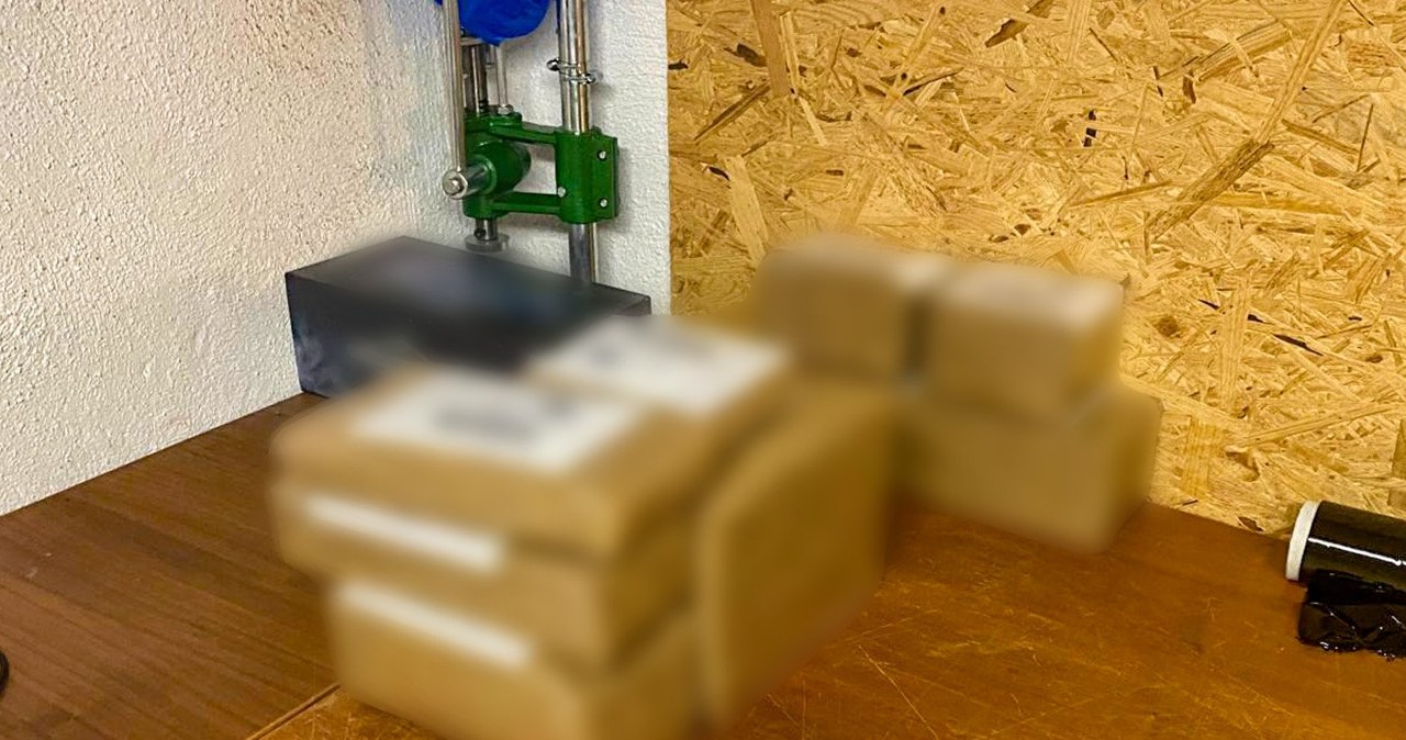 Tysiące batonów i ciastek z THC w rękach policji. Przestępczy biznes w sieci