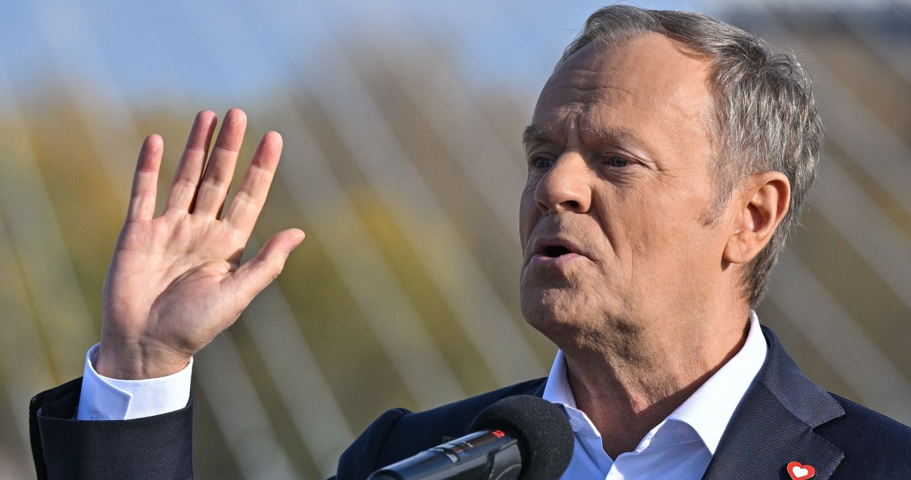 "Mdłości można dostać". Tusk komentuje sprawę działaczy PiS