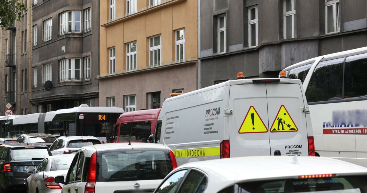 Ogromne utrudnienia w Krakowie. Awaria sygnalizacji świetlnej