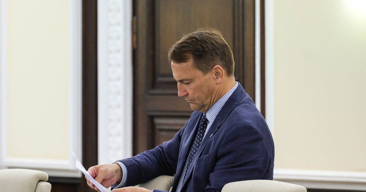 Sikorski ostro: Sprawdziłbym, który był takim durniem