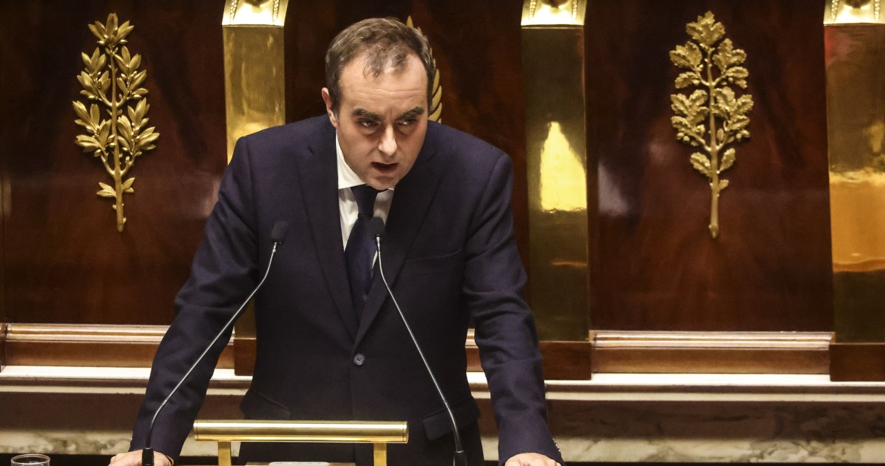 Zwrot akcji we Francji. Premier składa propozycję