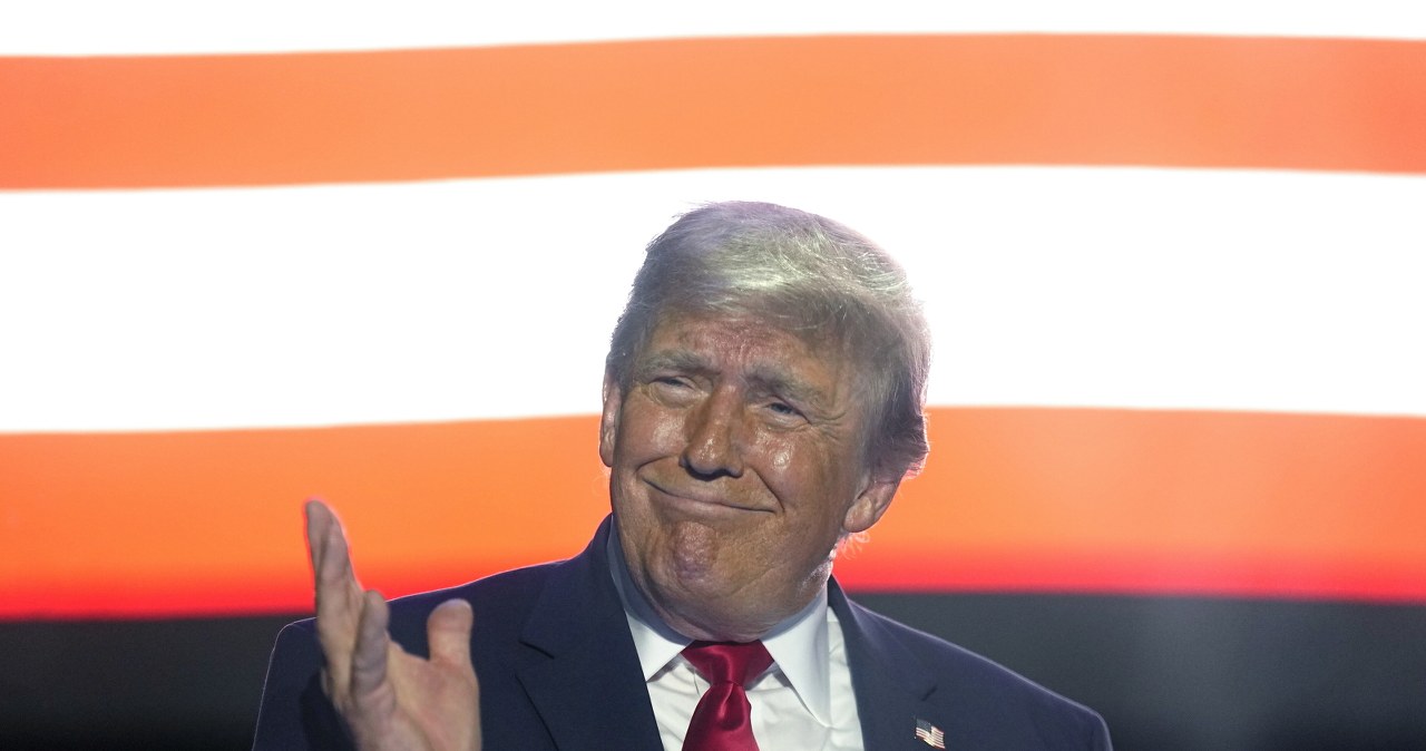 Trump ogłasza początek złotej ery. "Ameryka wróciła"