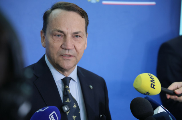 „To samo mówili przed inwazją na Ukrainę”. Sikorski o słowach rzecznika Kremla