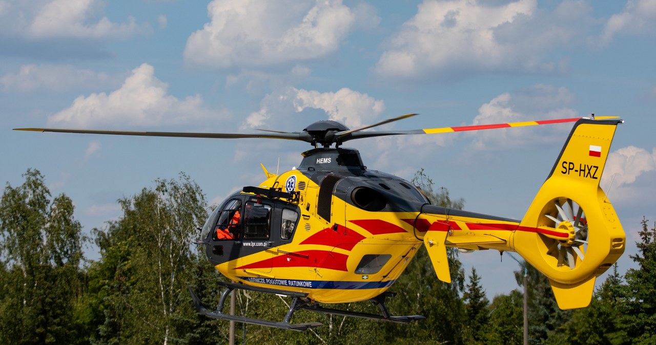 Bus uderzył w busa na S17. Jedna osoba zginęła na miejscu