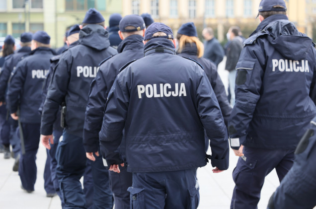 Coraz mniej wakatów, coraz więcej chętnych. Rekordowa liczba funkcjonariuszy w polskiej policji