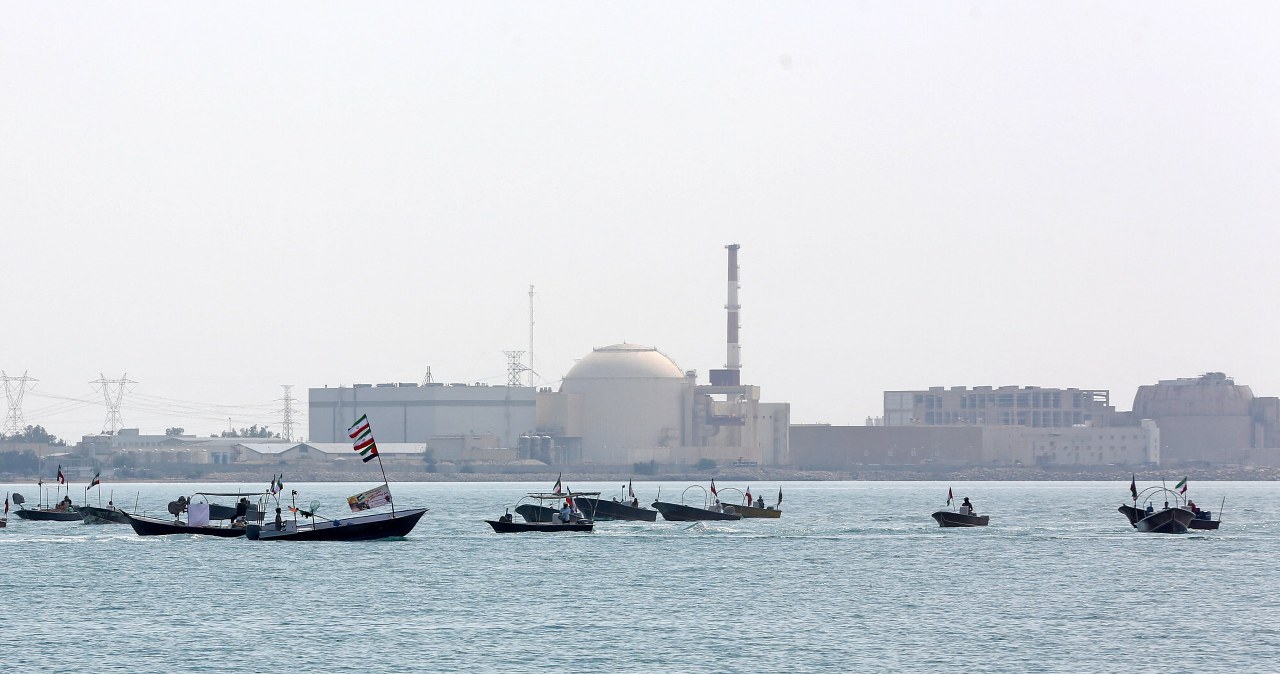 Iran szykuje się na najgorsze. Władze rozdają tabletki z jodem