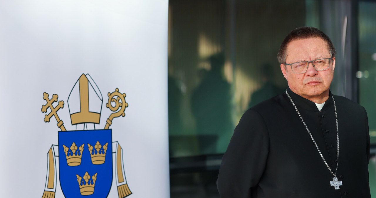 "Potrzebujemy przeorać ziemię krakowskiego Kościoła". Kard. Ryś przed synodem