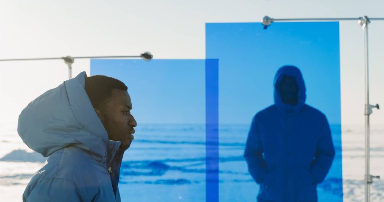 Męskie must have na zimę: od kurtki po buty – co powinno znaleźć się w Twojej szafie?