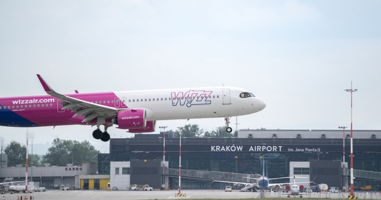 Nowe połączenia lotnicze z Krakowa i nowy samolot. Wizz Air rozwija skrzydła