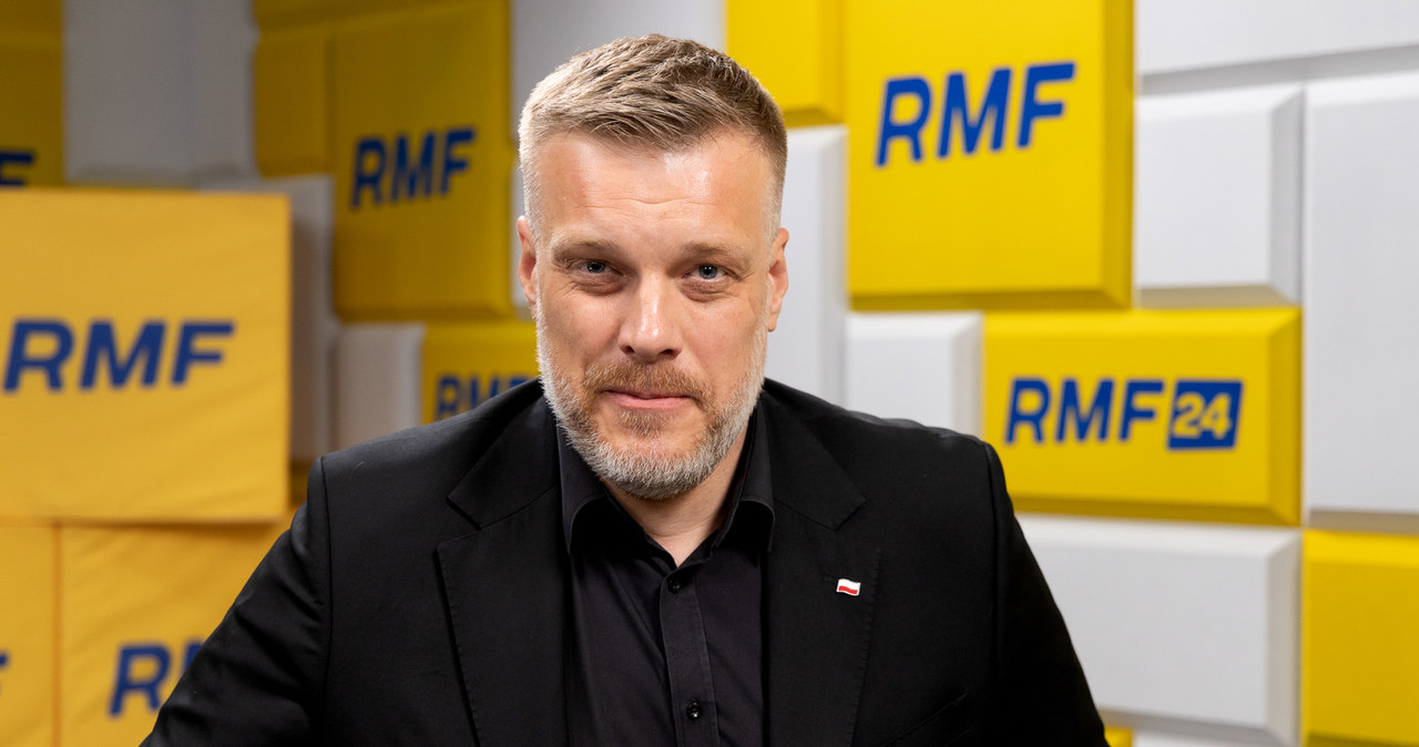 Dlaczego w Warszawie nie będzie prohibicji? Wyjaśni Adrian Zandberg