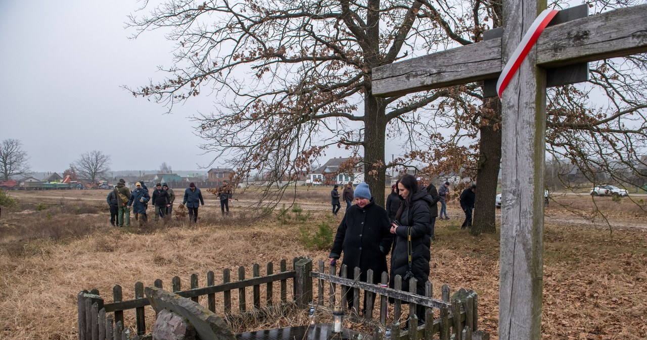 Ekshumacje w Ugłach coraz bliżej? Poszukiwania ofiar ruszają w przyszłym tygodniu