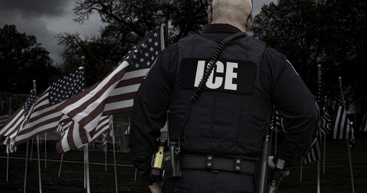"Kiepski, amerykański film". ICE zatrzymało 86-letnią Francuzkę