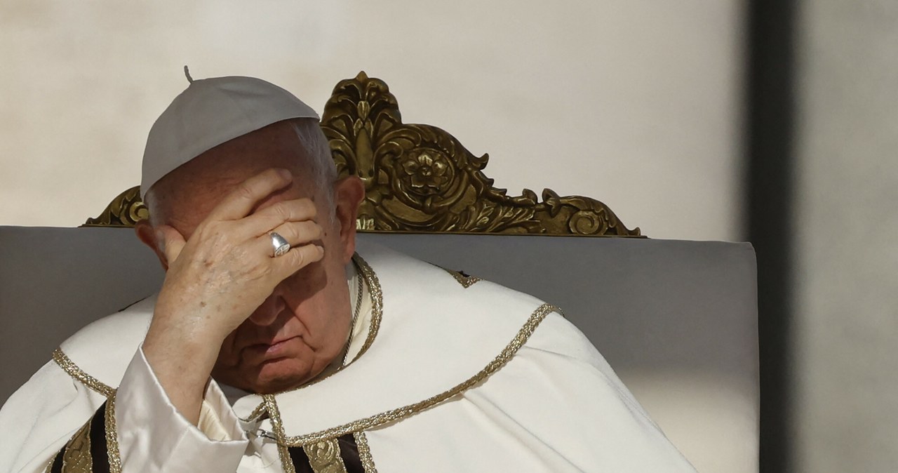 Kontrowersje związane z Franciszkiem. Nie dość stanowczy sprzeciw wobec argentyńskiej dyktatury?