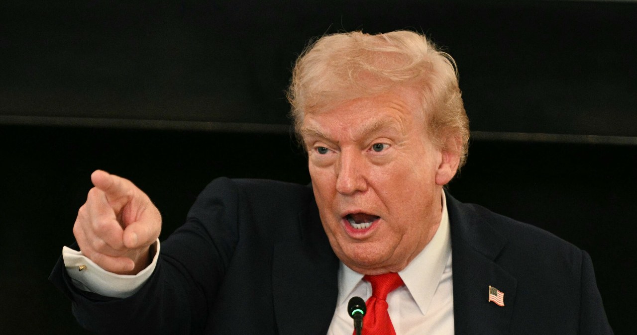 Wściekły na Chiny Trump odmawia spotkania z Xi Jinpingiem