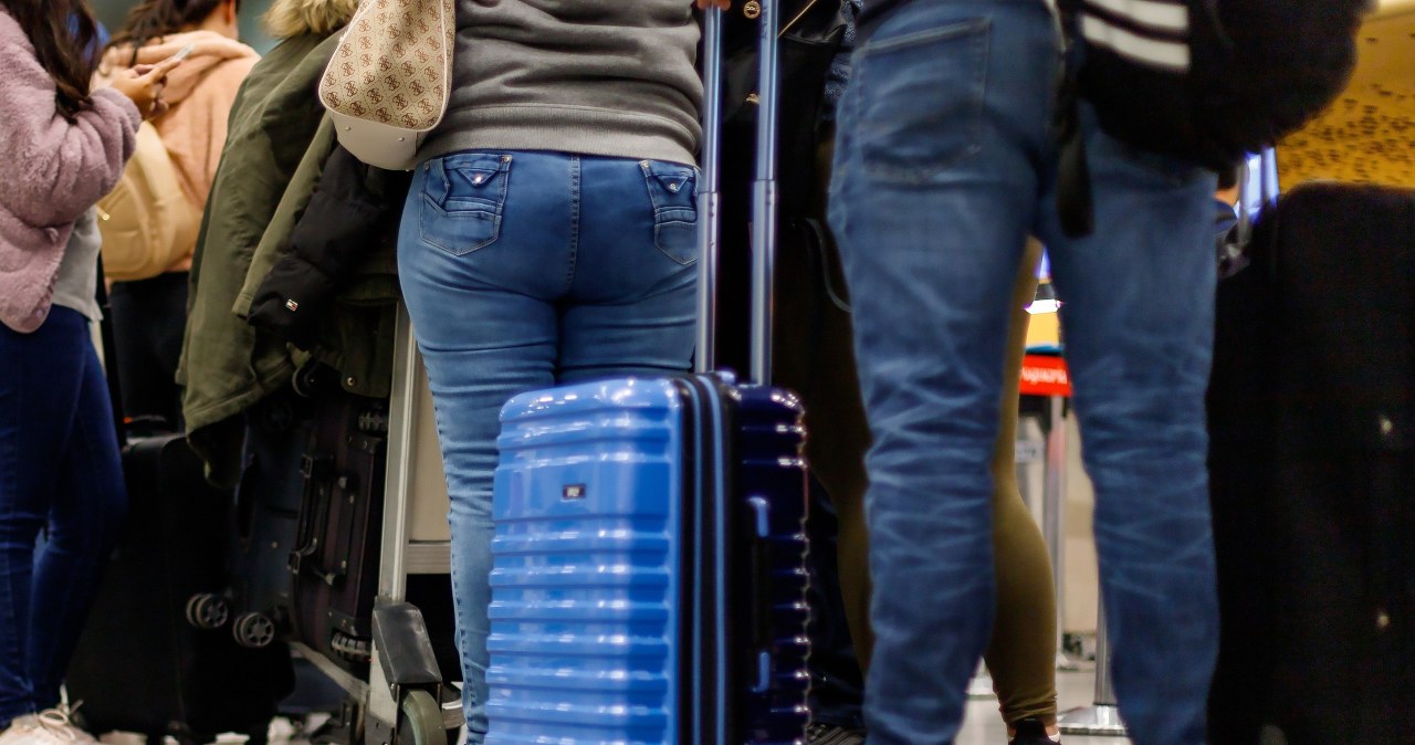 Polacy dali popis na lotnisku. Wymarzony urlop skończył się jeszcze przed odlotem