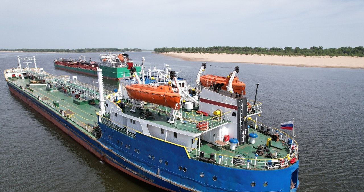 Francja uderza w rosyjską flotę cieni. "Trzymamy kurs"