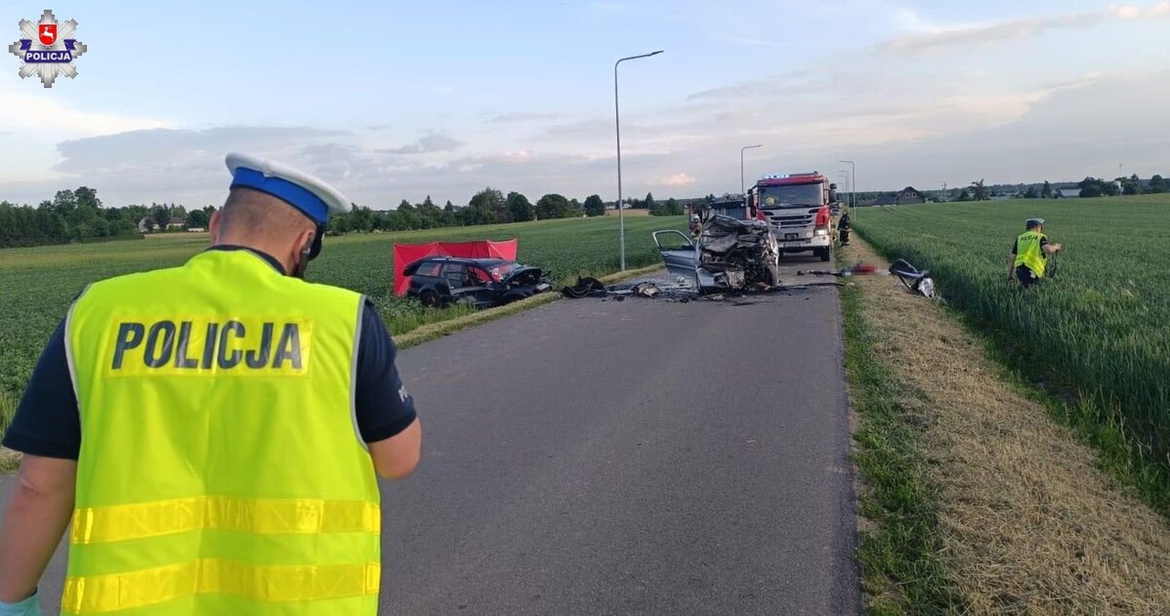 Prosta droga, czołowe zderzenie. Dwie osoby nie żyją