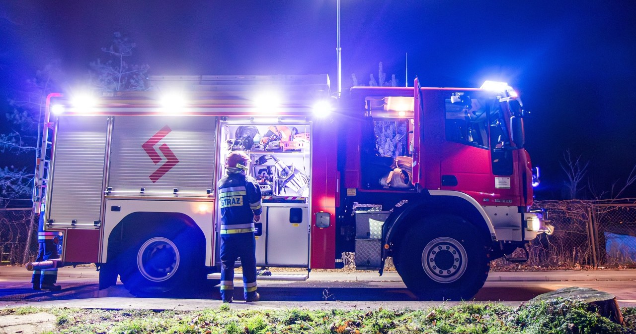 Nocny pożar hostelu. Kilkanaście osób znalazło się w schronisku