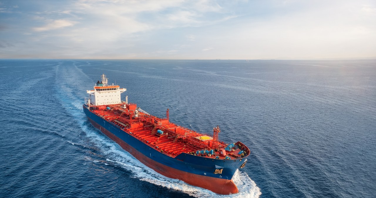 "Międzynarodowe piractwo". USA ścigają tankowiec w pobliżu Wenezueli