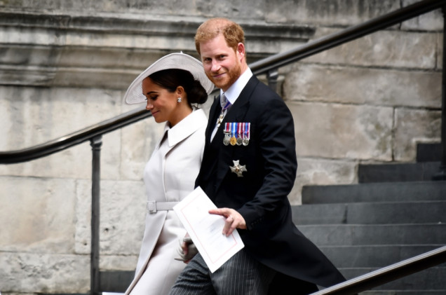 Harry i Meghan wracają na Wyspy. Premier ucina pytania o ich ochronę