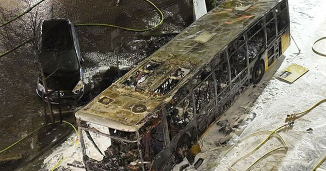 Dlaczego nikt nie opuścił płonącego autobusu? Nowe fakty ws. pożaru w Szwajcarii
