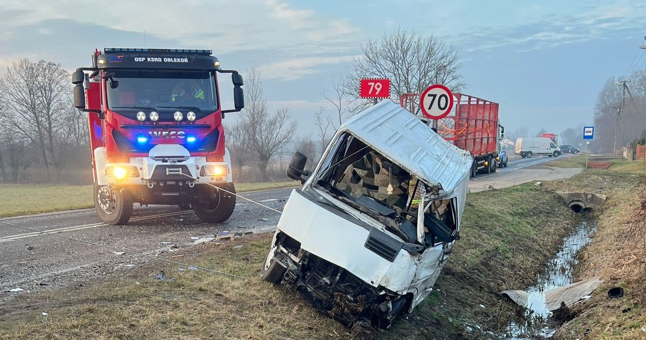 Śmiertelny wypadek na drodze. Nie żyje kierowca busa