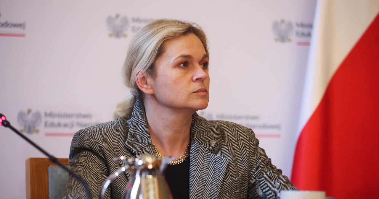 Dodatkowa religia nie za pieniądze rządu. Nowacka oznajmia