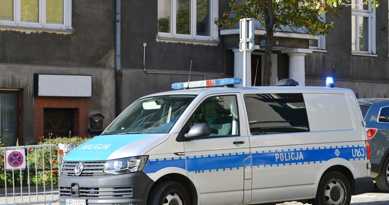 Wywlókł chorą za włosy z mieszkania i zostawił na śmierć. Makabryczna historia z Łodzi