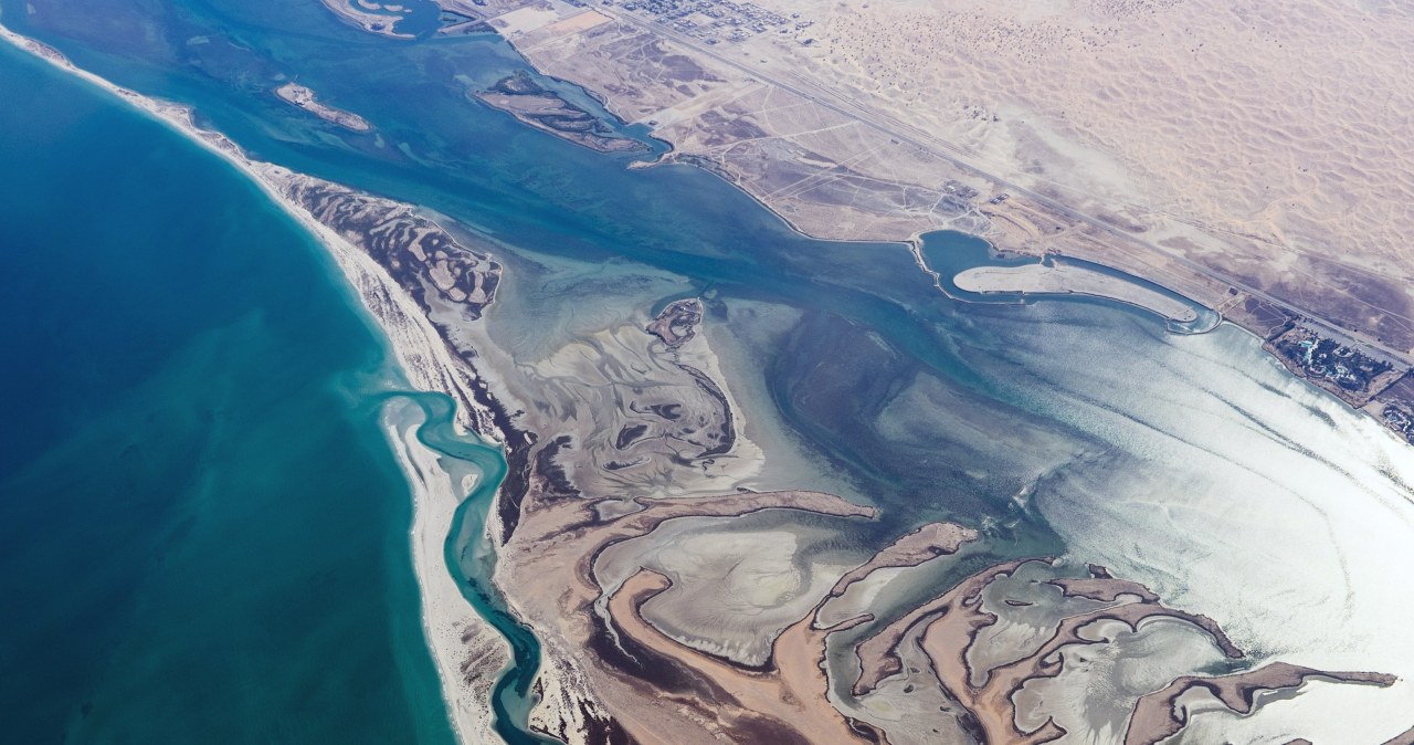 Co zamiast cieśniny Ormuz? Gorączkowo szukają alternatywnych tras