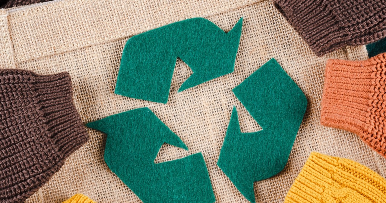 Fioletowy worek na niechciane tekstylia. Kielce wprowadzają ułatwienie