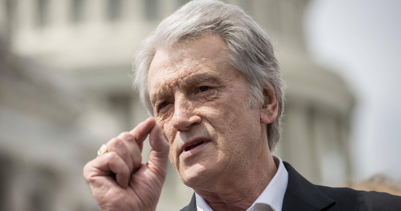 Juszczenko w mocnym liście do Orbana. Pokazał dawne zdjęcie